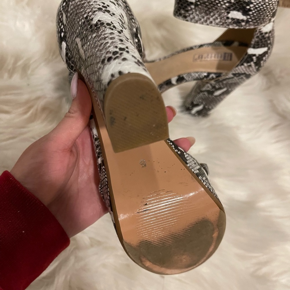 Platform Leopard Block Heels - Picture 4 of 4